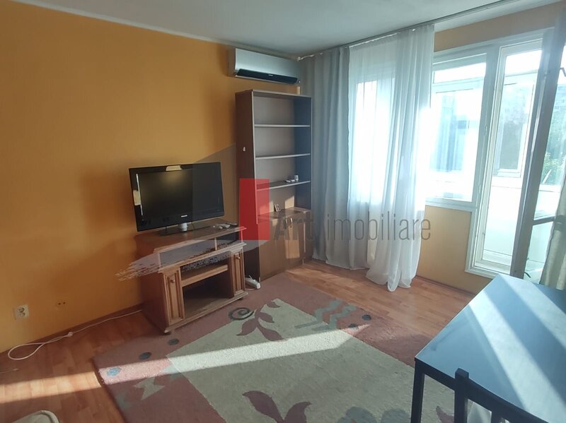 Tineretului, vanzare garsoniera