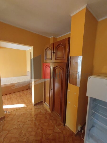 Tineretului, vanzare garsoniera