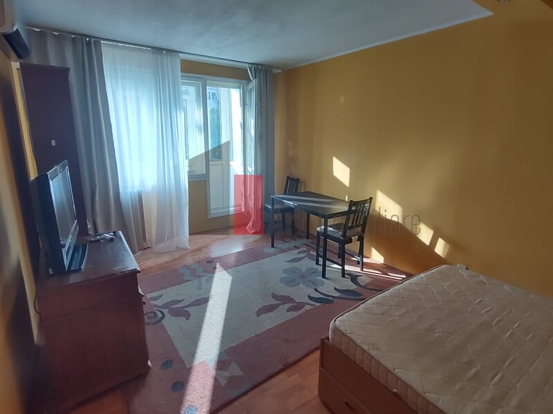 Tineretului, vanzare garsoniera